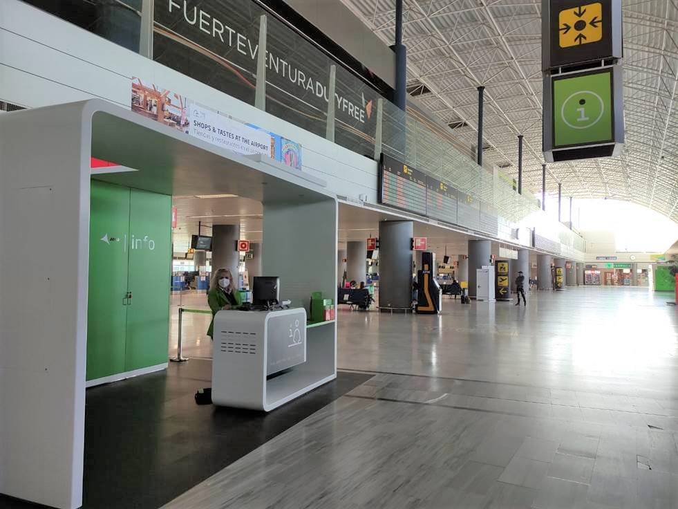 El Aeropuerto de Fuerteventura estrena nuevo punto de información El Aeropuerto de Fuerteventura estrena nuevo punto de información