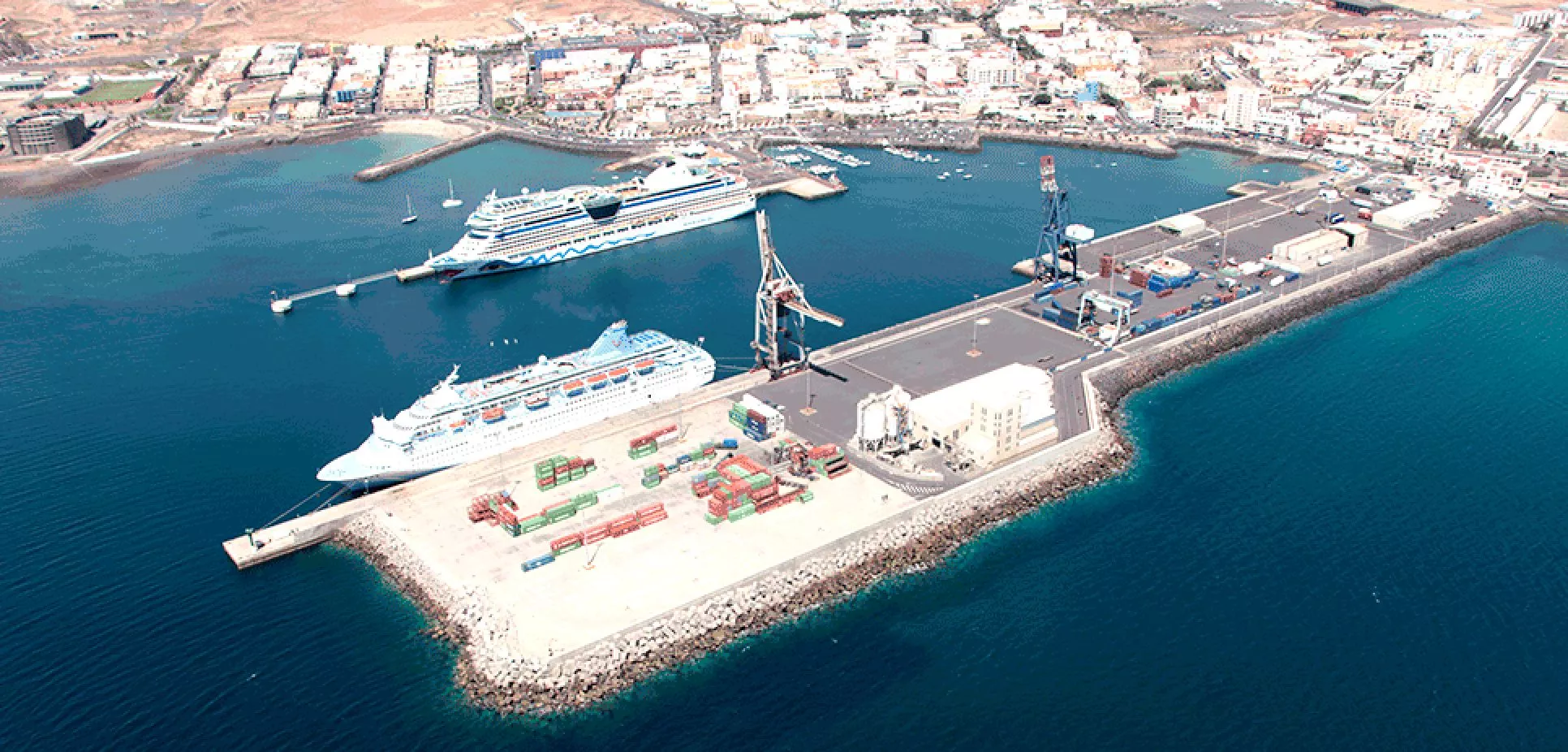 Naviera Armas chiede all’autorità portuale spazio per il proprio terminal a Fuerteventura