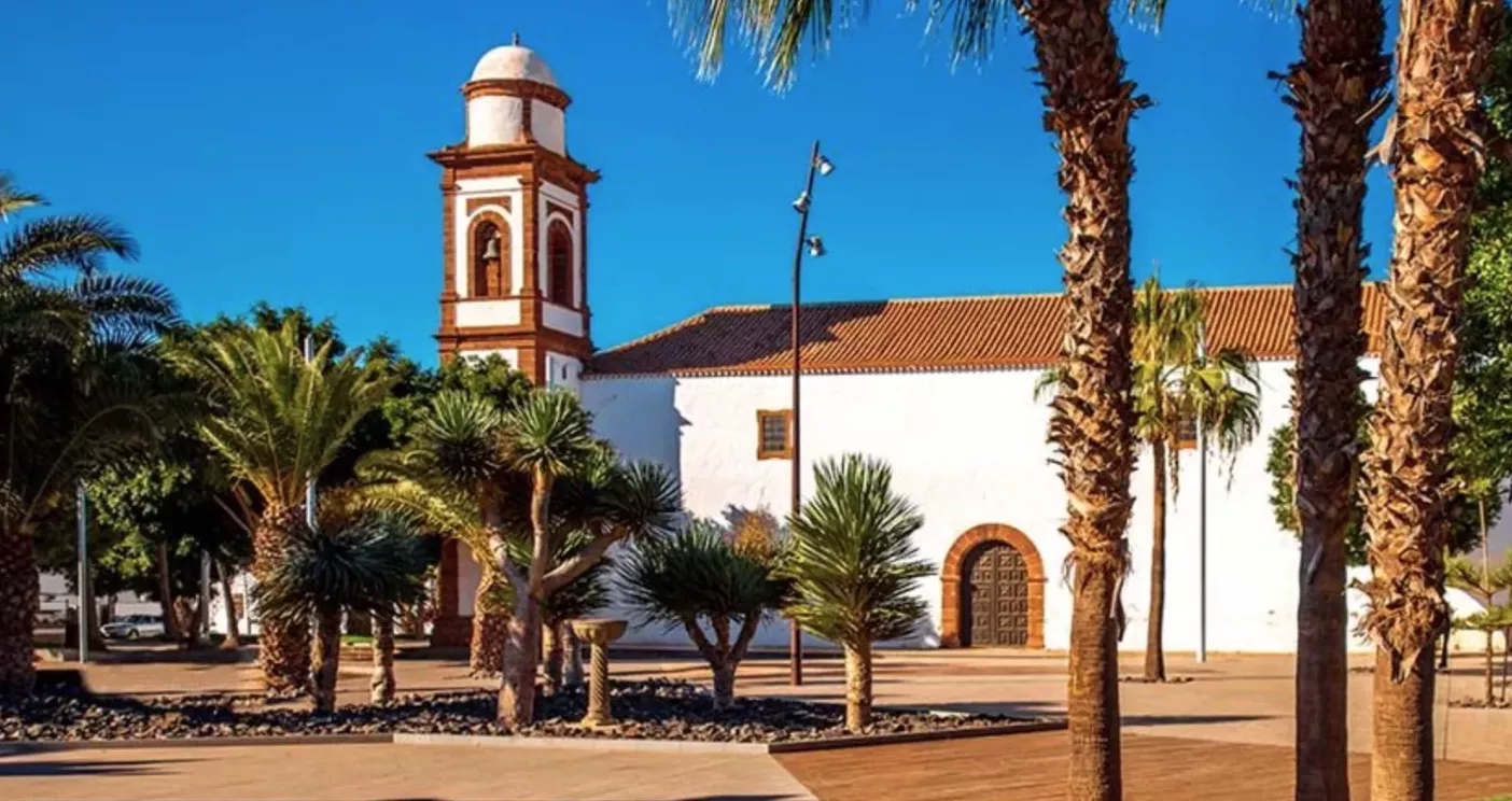 La Feria Insular de Artesanía volverá a la Plaza de Antigua - Noticias  Fuerteventura